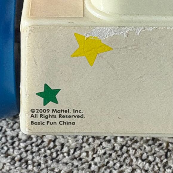 Fisher Price Classics Retro Chatter Telephone Rotary Dial Toy Phone 2009 - Picture 5 of 6